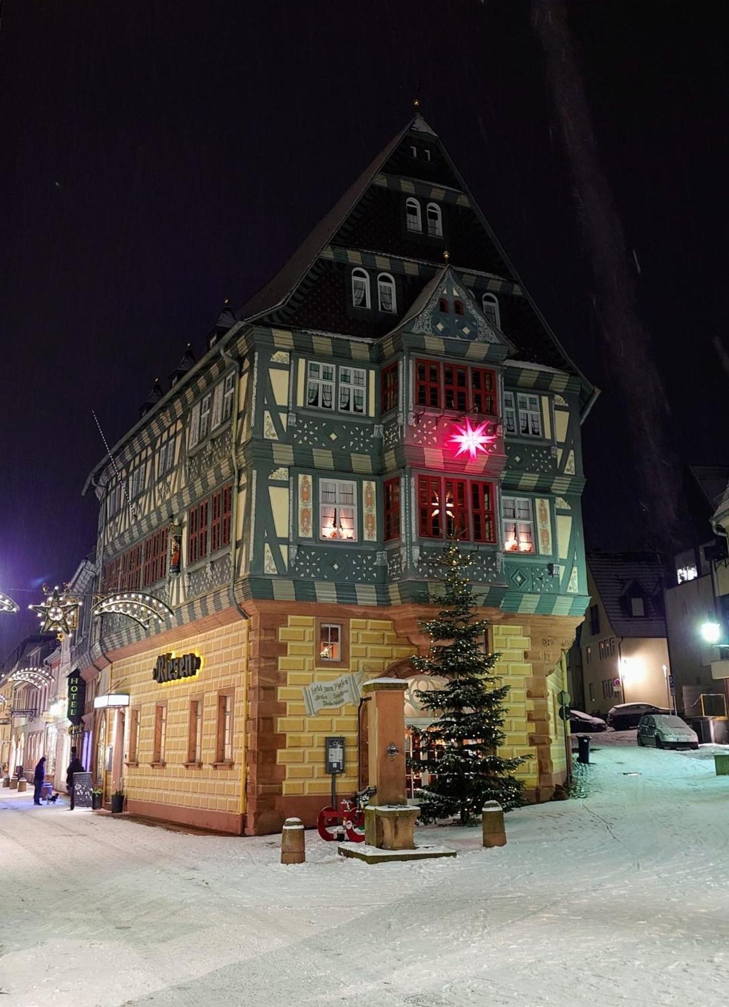 Hotel Zum Riesen - Aelteste Fuerstenherberge Deutschlands Miltenberg Ngoại thất bức ảnh